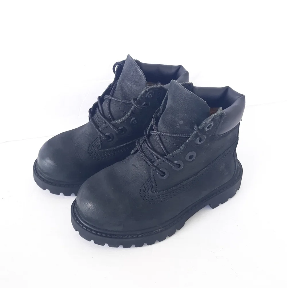Timberland Boots Black Classic size 8 Kids